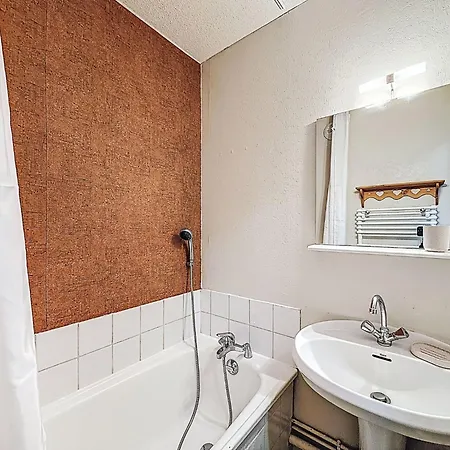 شقة Plein Soleil - Val Claret-5 By Interhome تينْيِ